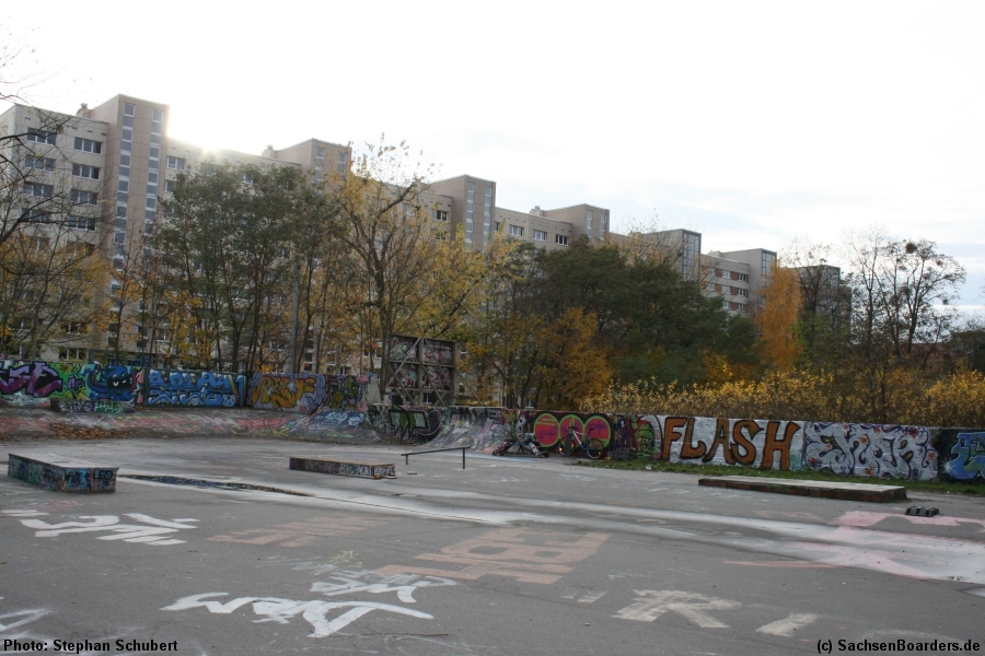 Trinitatisplatz Skatepark DIY Ghetto Spot Dresden